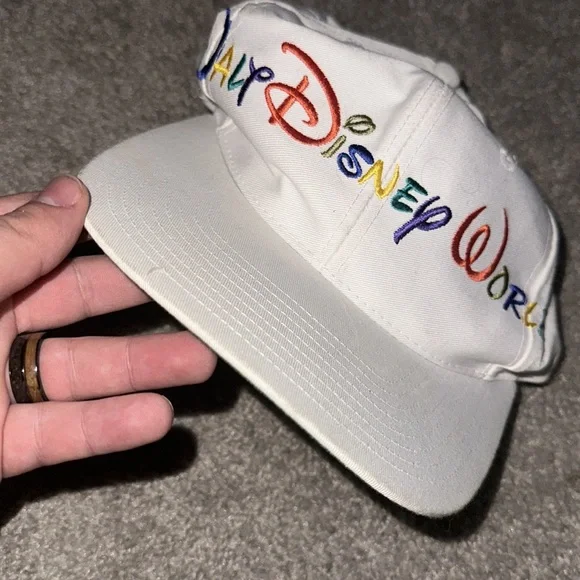 SUPER RARE Vintage 1990s Disney Trucker Snap Back Hat